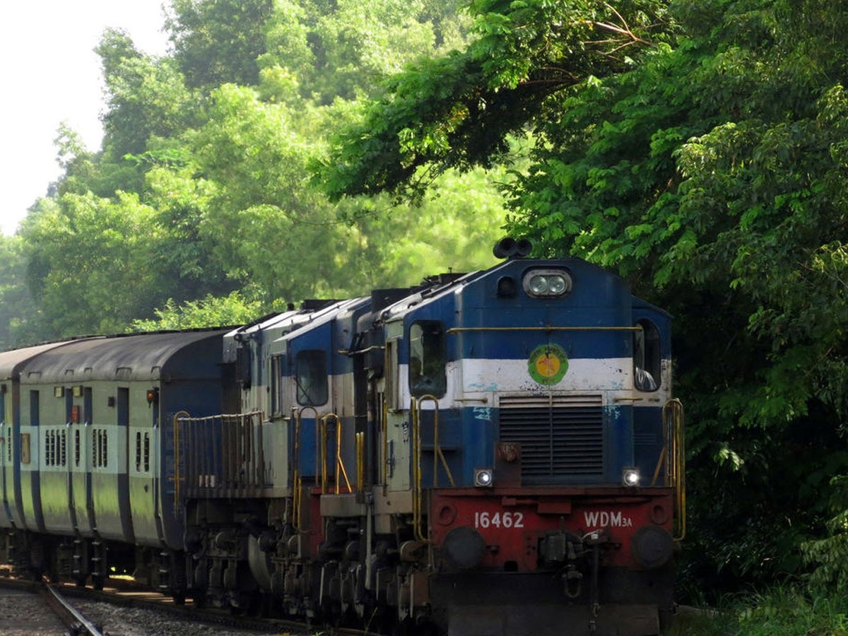 2648599 Indian Railways1