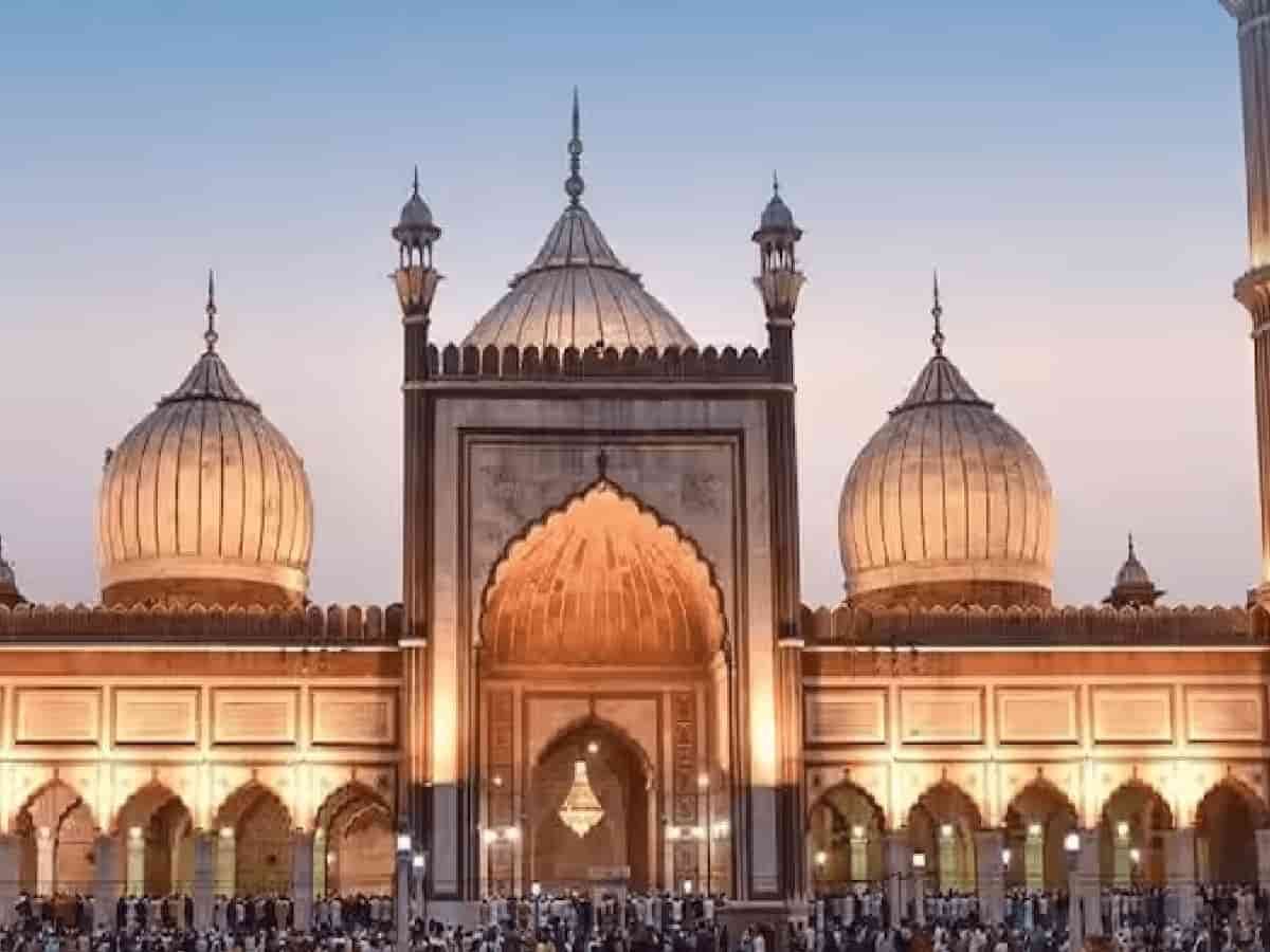 Eid Milad-un-Nabi 2026: Date, History, Significance, and How the Holy Day is Celebrated Worldwide