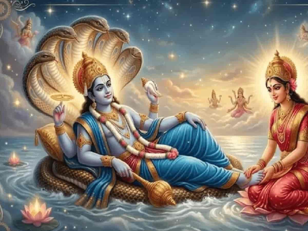 The Divine Secret Behind Goddess Lakshmi Massaging Lord Vishnu's Feet: Unveiling Ancient Mythology and Tales from the Vishnu Purana